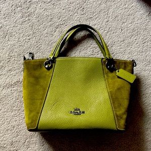 Worn 3-4x, barely used Cross Satchel/Crossbody bag.
